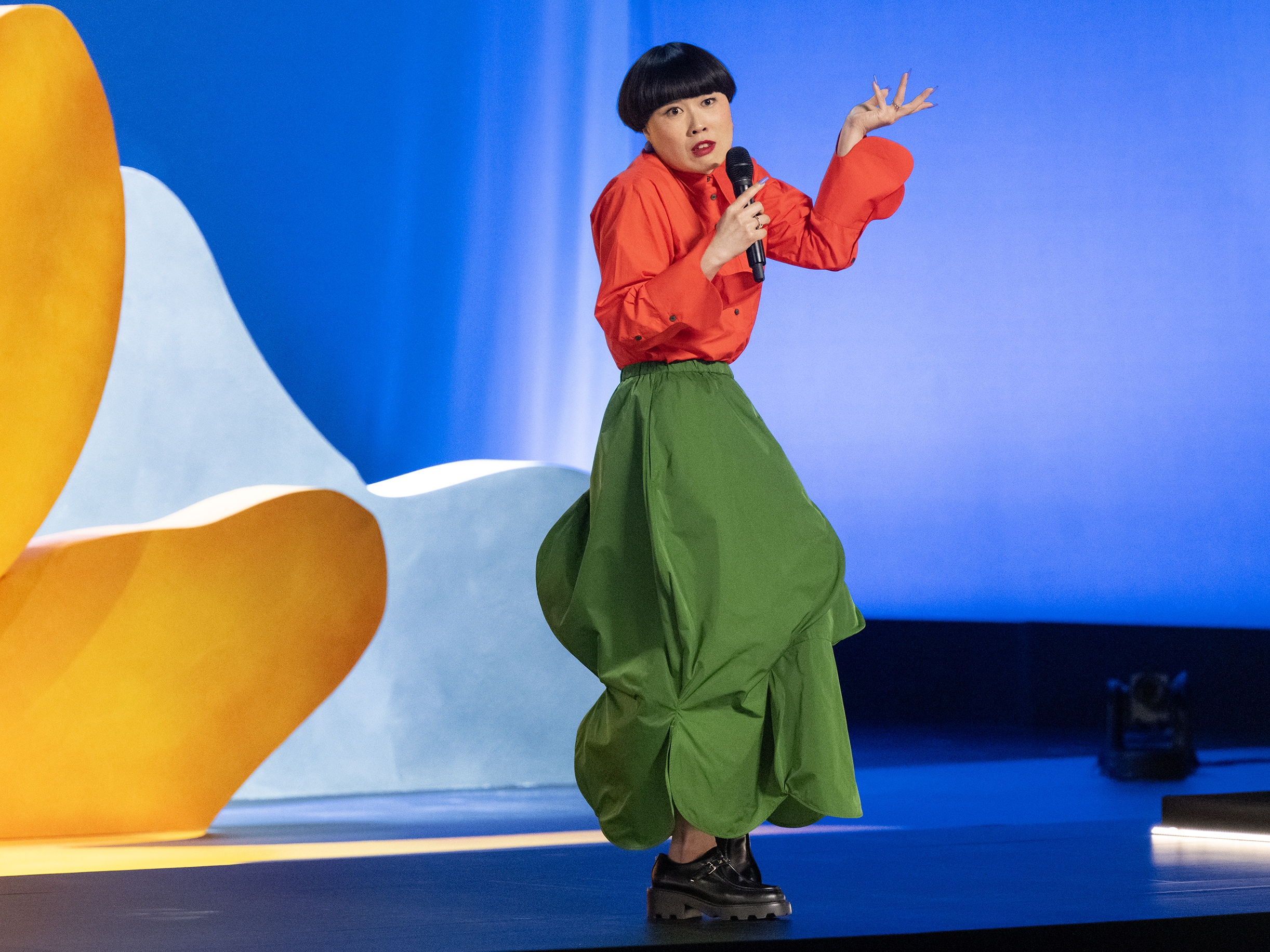 Atsuko Okatsuka performing on tour